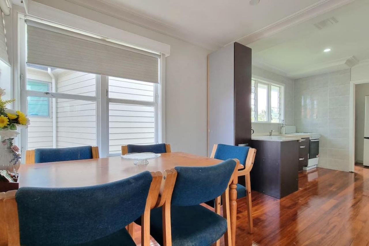 Family Gem In Hillsborough With Free Parking Lägenhet Auckland Exteriör bild