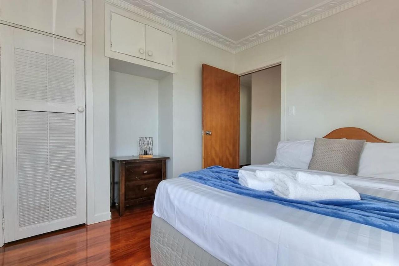 Family Gem In Hillsborough With Free Parking Lägenhet Auckland Exteriör bild