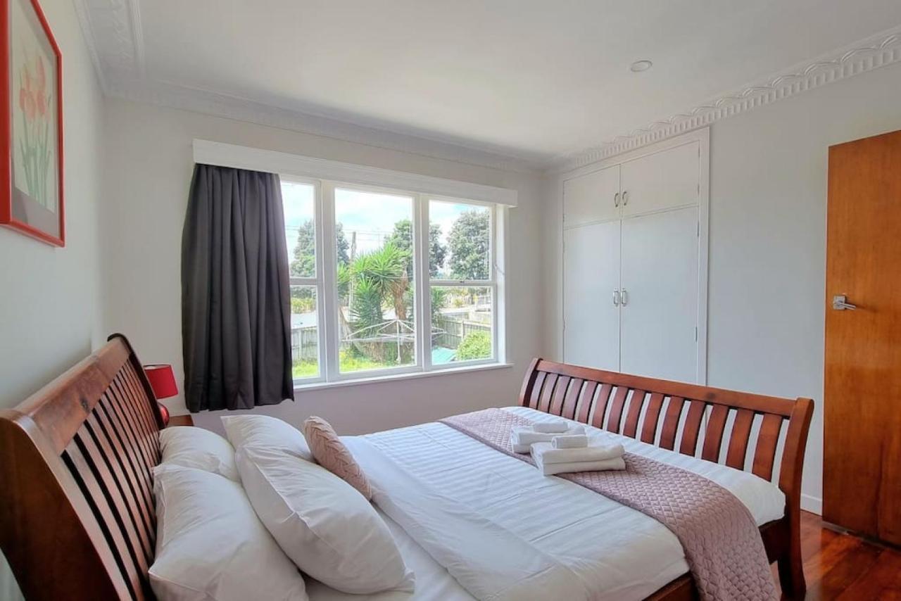 Family Gem In Hillsborough With Free Parking Lägenhet Auckland Exteriör bild